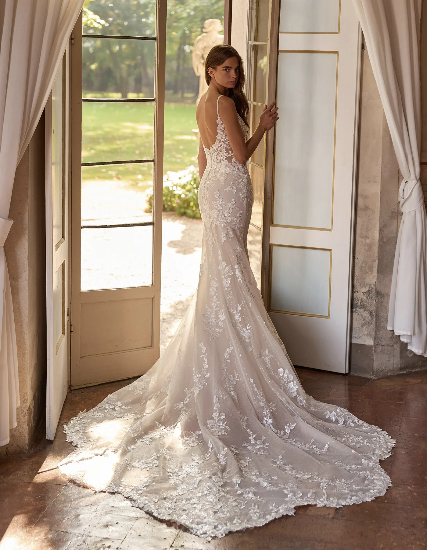 MYLENE_AP_PREVIEW2027_ Arriere