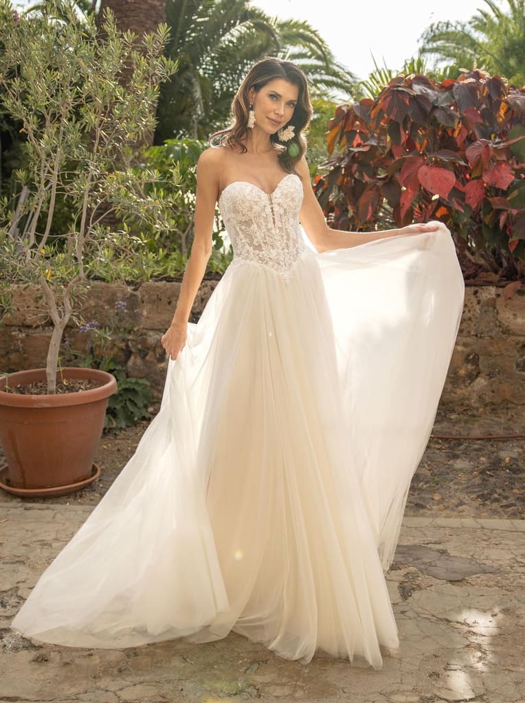 Romance 8323 – Diane Legrand – avant – Oui by Lizy