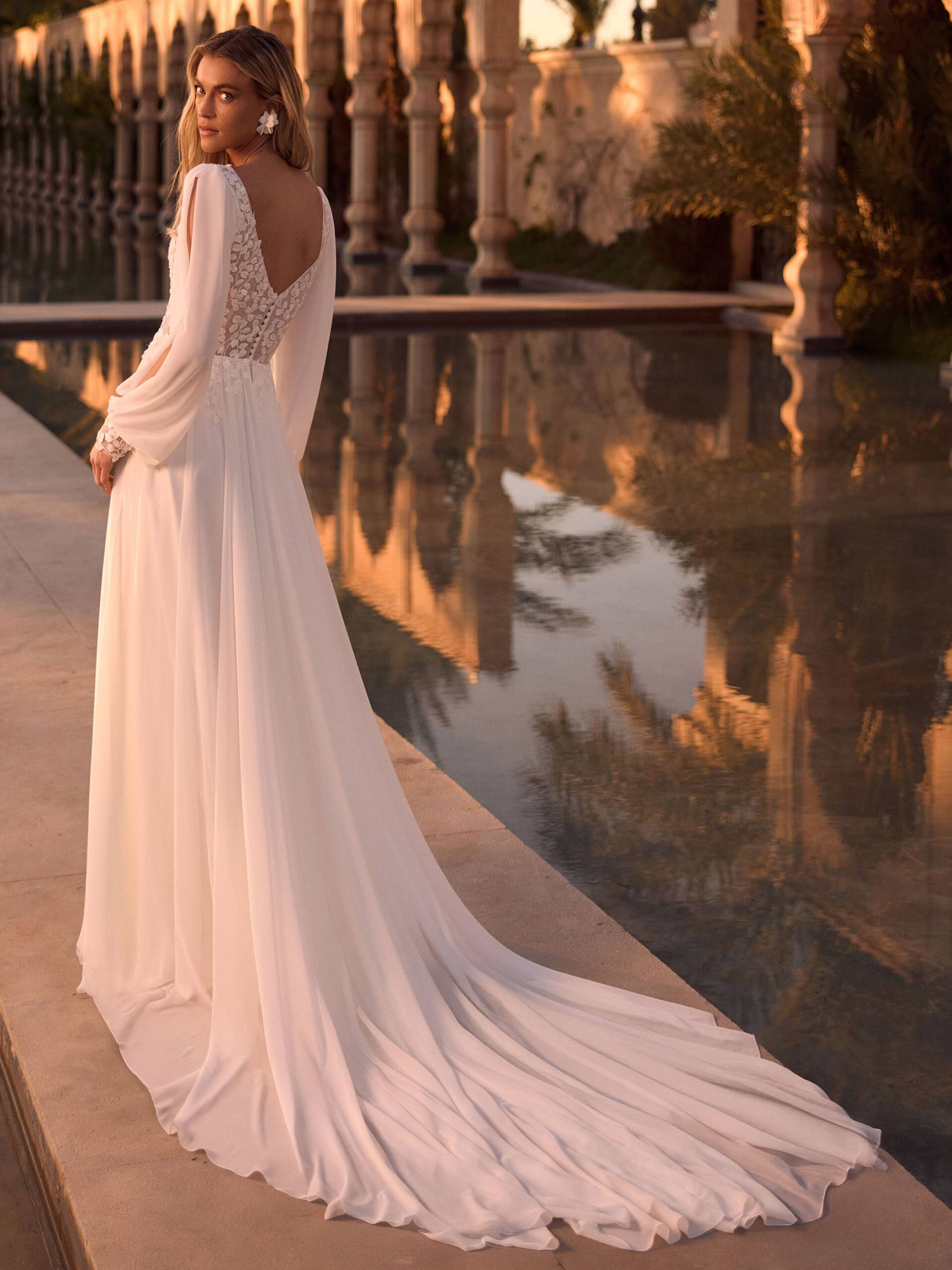 bianco-evento-limited-dress-sunan-arriere