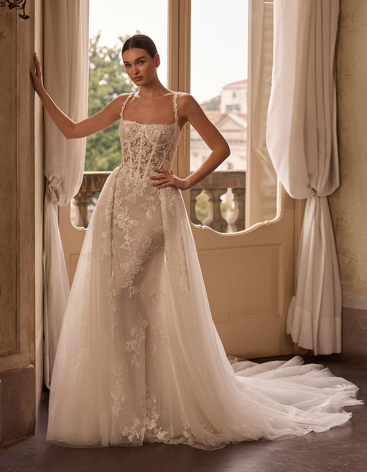 FLORIS_AP_MAIN2027_1_avant_ouibylizy